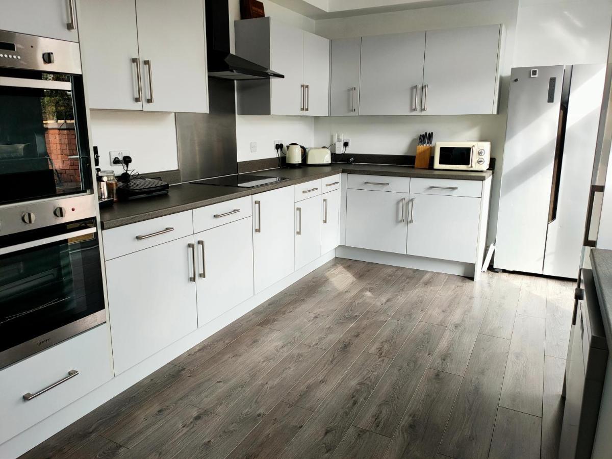 Wentworth Road Accomodation Doncaster Zewnętrze zdjęcie